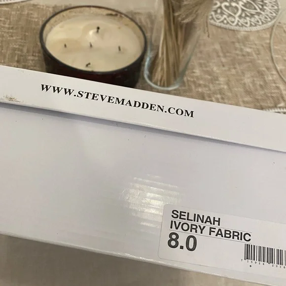 Steve Madden Wedge Heel - Picture 4 of 8